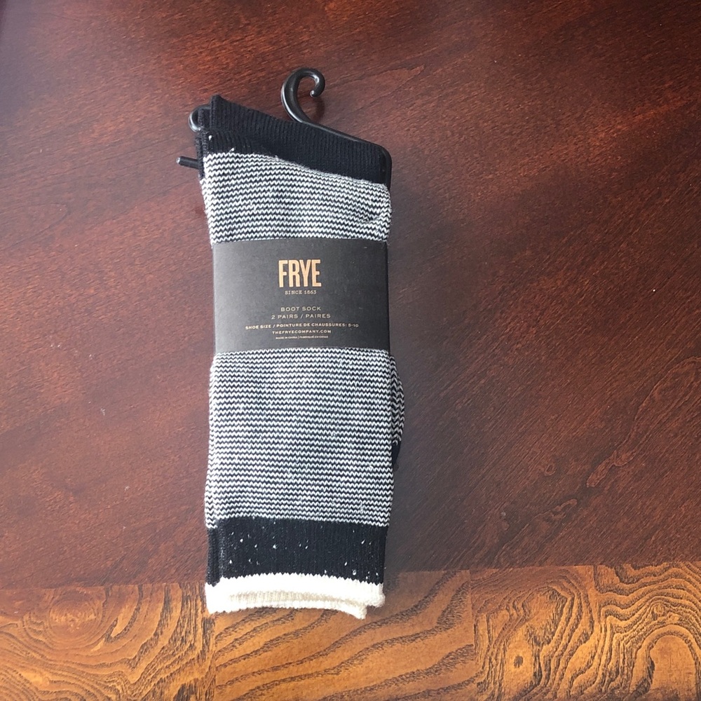 NWT Frye Women’s Striped Black and Cream Boot Socks
